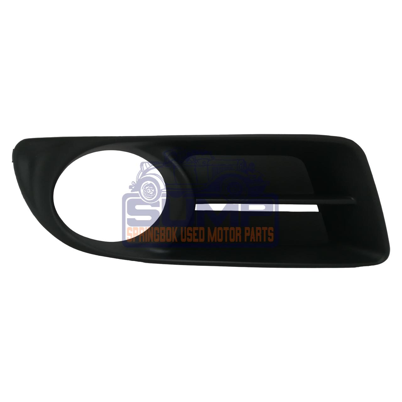 BUMPER GRILL COROLLA 04 - 06 ( + HOLE ) R / H