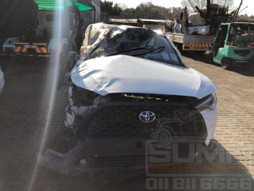 TOYOTA , COROLLA CROSS 1 . 8 XS , WHITE , 2025 ( 31283 )